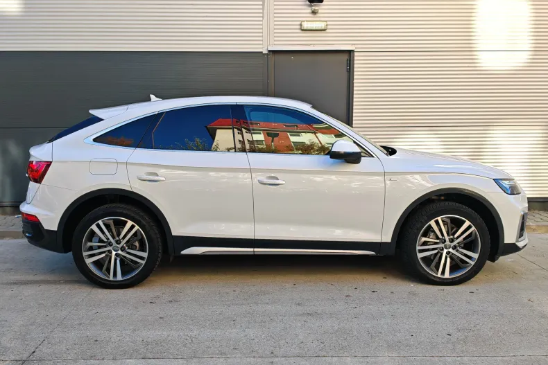 Audi Q5 din 2023 cu 19.793 km - oferta AUD148052 - foto 9