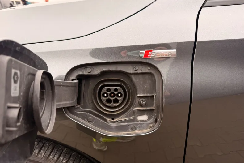 Audi A3 din 2021 cu 165.000 km - oferta AUD148056 - foto 22