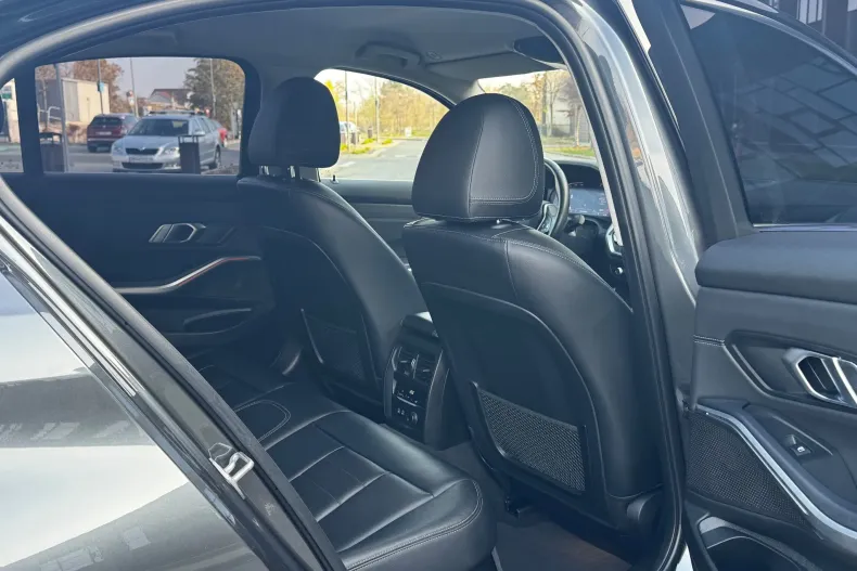 BMW Seria 3 din 2020 cu 95.500 km - oferta BMW148058 - foto 18