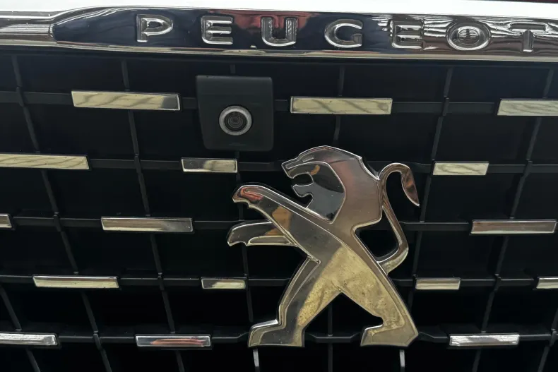 Peugeot 3008 din 2020 cu 129.500 km - oferta PEU148059 - foto 29