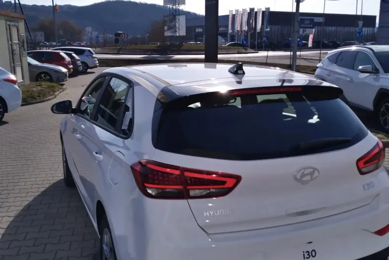 Hyundai i30 din 2025 cu 0 km - oferta HYU148064 - foto 9