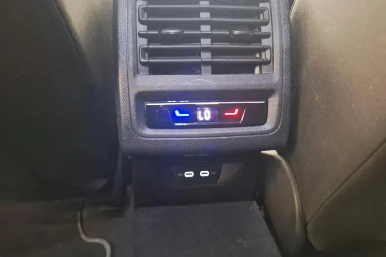 Volkswagen Golf din 2022 cu 175.000 km - oferta VOL148066 - foto 8