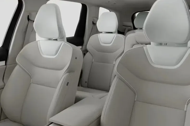 Volvo EX90 din 2025 cu 1.952 km - oferta VOL148078 - foto 9