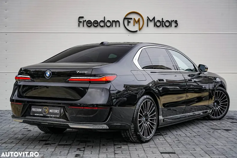 BMW Seria 7 din 2024 cu 5.651 km - oferta BMW148081 - foto 4