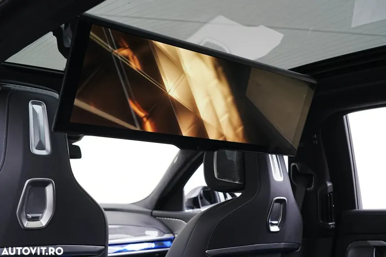 BMW Seria 7 din 2024 cu 5.651 km - oferta BMW148081 - foto 19