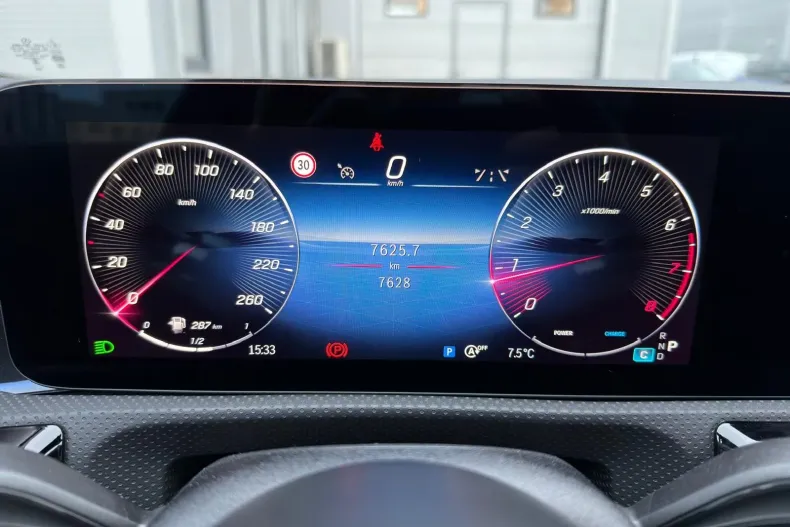 Mercedes-Benz CLA din 2025 cu 7.628 km - oferta MER148082 - foto 5