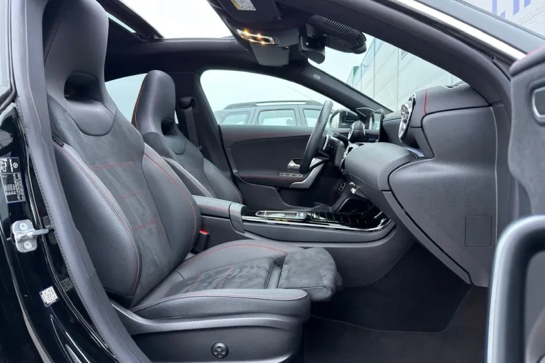 Mercedes-Benz CLA din 2025 cu 7.628 km - oferta MER148082 - foto 12