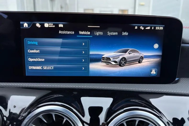 Mercedes-Benz CLA din 2025 cu 7.628 km - oferta MER148082 - foto 22