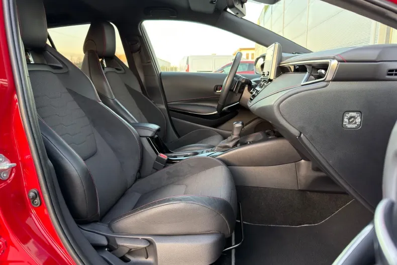 Toyota Corolla din 2020 cu 130.120 km - oferta TOY148083 - foto 30