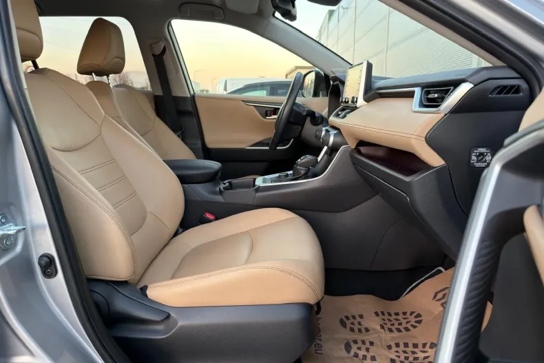 Toyota RAV4 din 2020 cu 125.300 km - oferta TOY148084 - foto 12