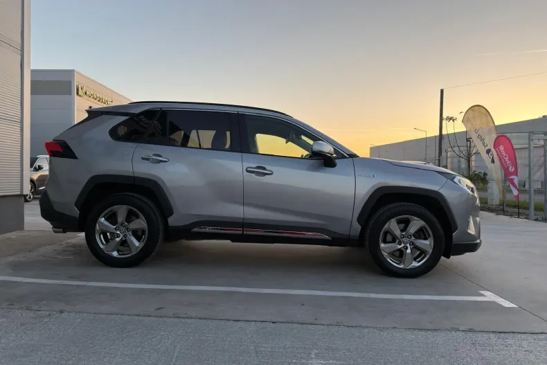 Toyota RAV4 din 2020 cu 125.300 km - oferta TOY148084 - foto 30