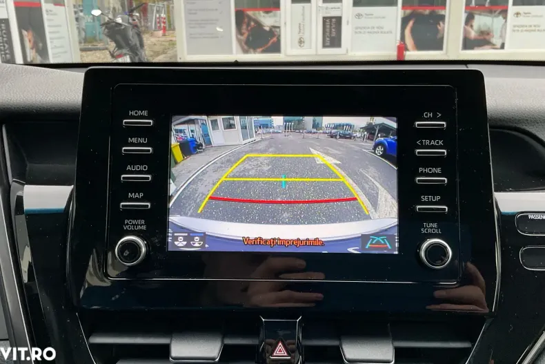 Toyota Camry din 2022 cu 45.370 km - oferta TOY148086 - foto 10