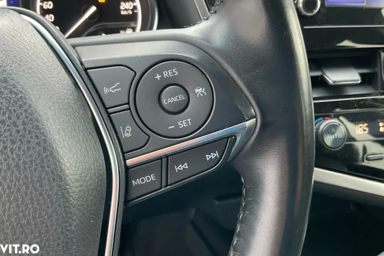 Toyota Camry din 2022 cu 45.370 km - oferta TOY148086 - foto 13