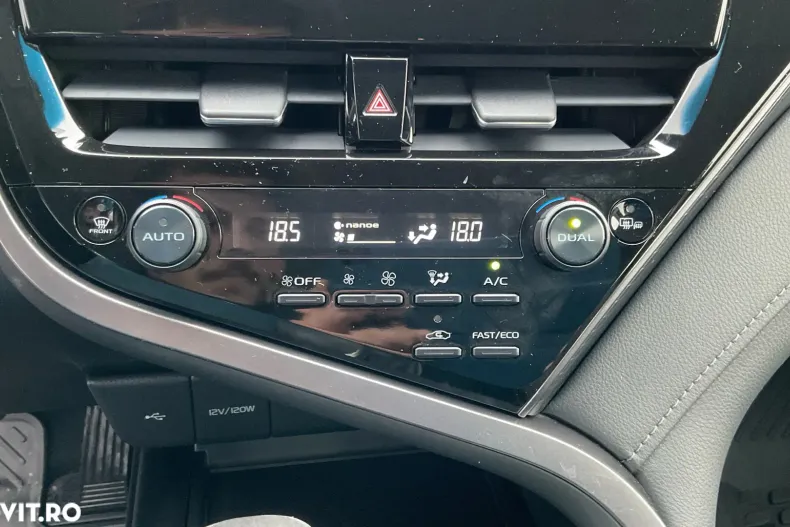 Toyota Camry din 2022 cu 45.370 km - oferta TOY148086 - foto 21