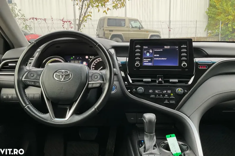 Toyota Camry din 2022 cu 45.370 km - oferta TOY148086 - foto 24