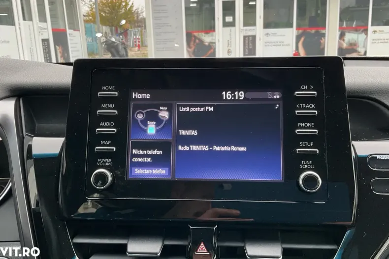 Toyota Camry din 2022 cu 45.370 km - oferta TOY148086 - foto 30