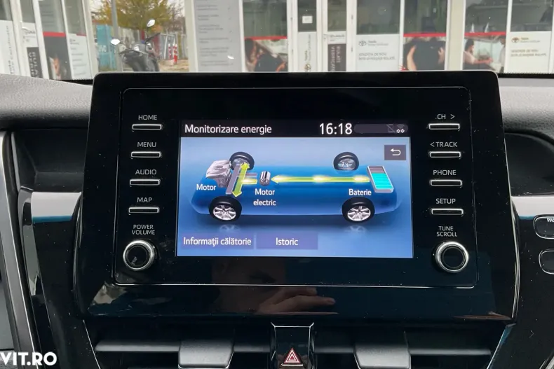 Toyota Camry din 2022 cu 45.370 km - oferta TOY148086 - foto 36