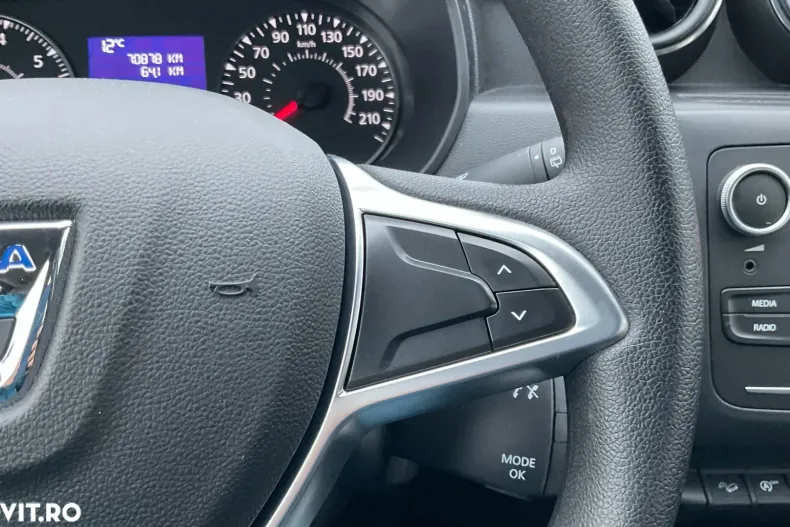 Dacia Duster din 2021 cu 70.878 km - oferta DAC148088 - foto 21