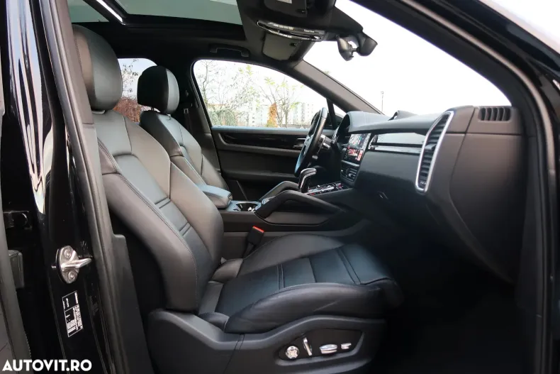 Porsche Cayenne din 2021 cu 96.700 km - oferta POR148094 - foto 13