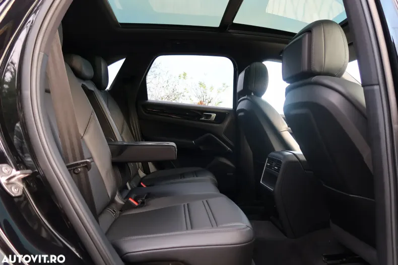 Porsche Cayenne din 2021 cu 96.700 km - oferta POR148094 - foto 18