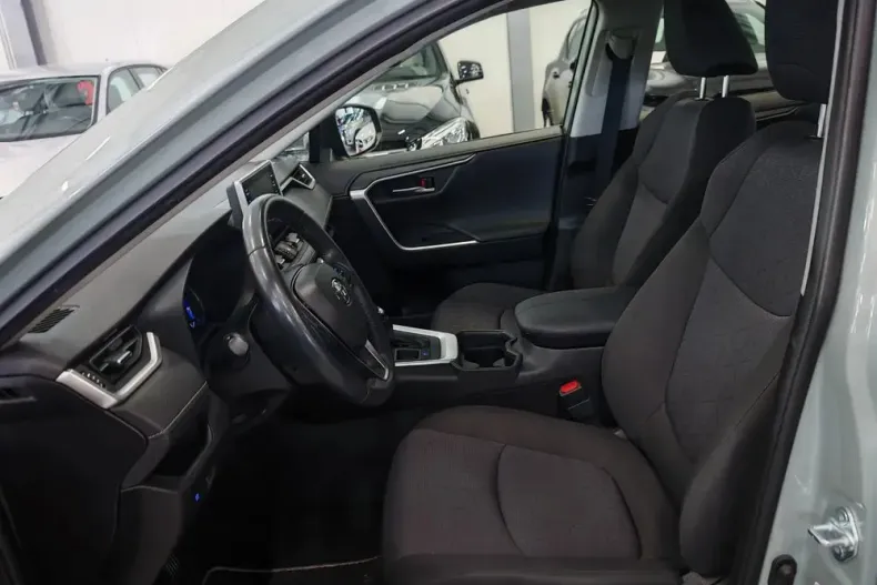 Toyota RAV4 din 2022 cu 96.873 km - oferta TOY148110 - foto 8