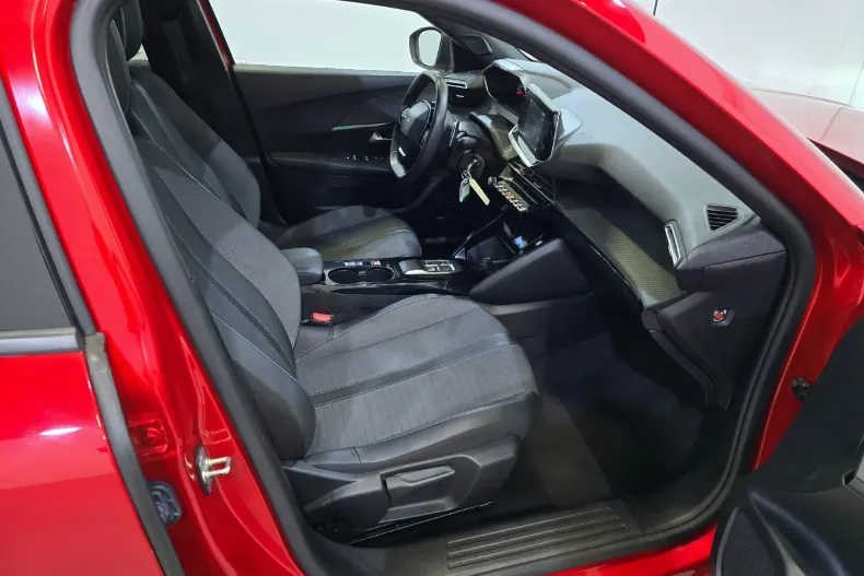 Peugeot 2008 din 2022 cu 72.368 km - oferta PEU148112 - foto 7