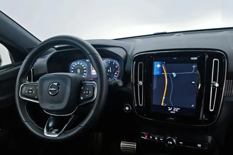 Volvo XC40 din 2019 cu 96.119 km - oferta VOL148113 - foto 7