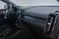 Volvo XC40 din 2019 cu 96.119 km - oferta VOL148113 - foto 9