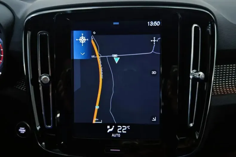 Volvo XC40 din 2019 cu 96.119 km - oferta VOL148113 - foto 12