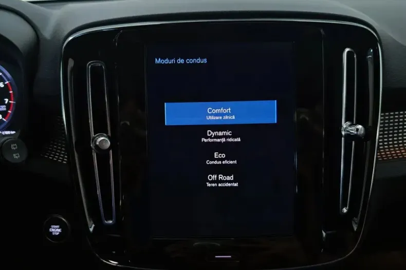 Volvo XC40 din 2019 cu 96.119 km - oferta VOL148113 - foto 16