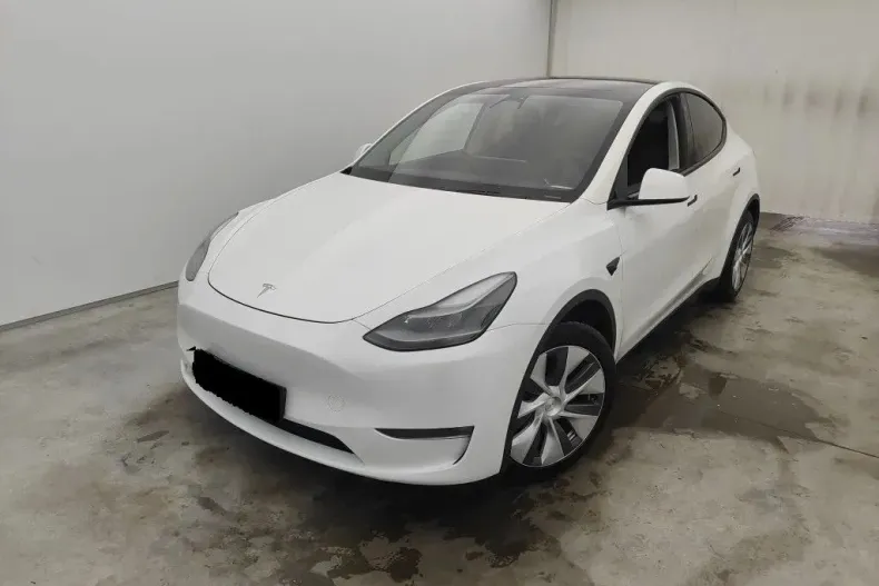 Tesla Model Y din 2024 cu 80.160 km - oferta TES148117 - foto 1