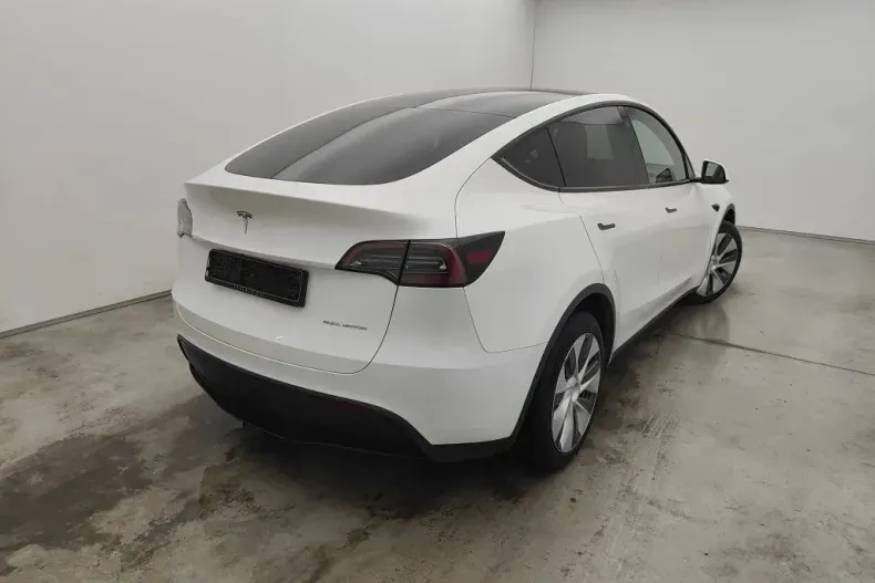 Tesla Model Y din 2024 cu 80.160 km - oferta TES148117 - foto 4