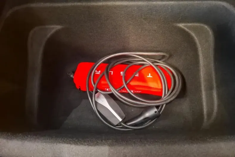 Tesla Model Y din 2022 cu 33.530 km - oferta TES148119 - foto 4