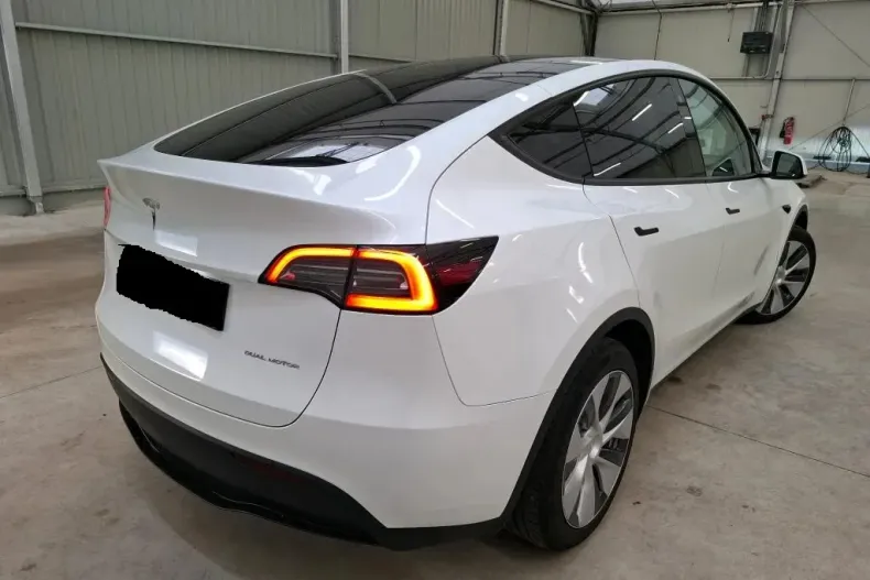 Tesla Model Y din 2024 cu 57.080 km - oferta TES148120 - foto 2