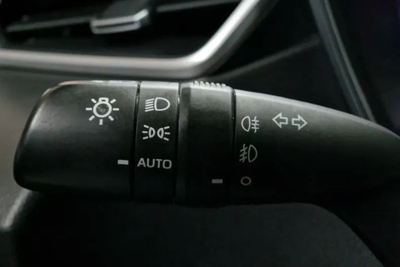 Toyota Corolla din 2021 cu 164.797 km - oferta TOY148121 - foto 24