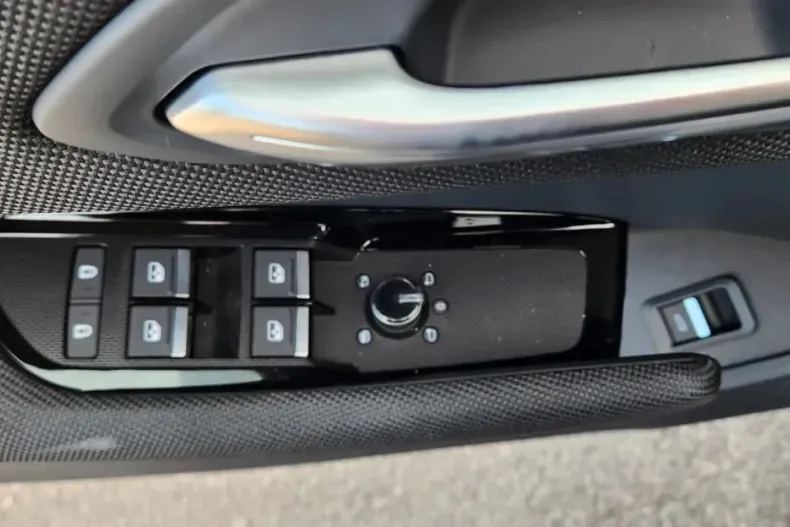 Audi Q3 din 2025 cu 1 km - oferta AUD148135 - foto 12