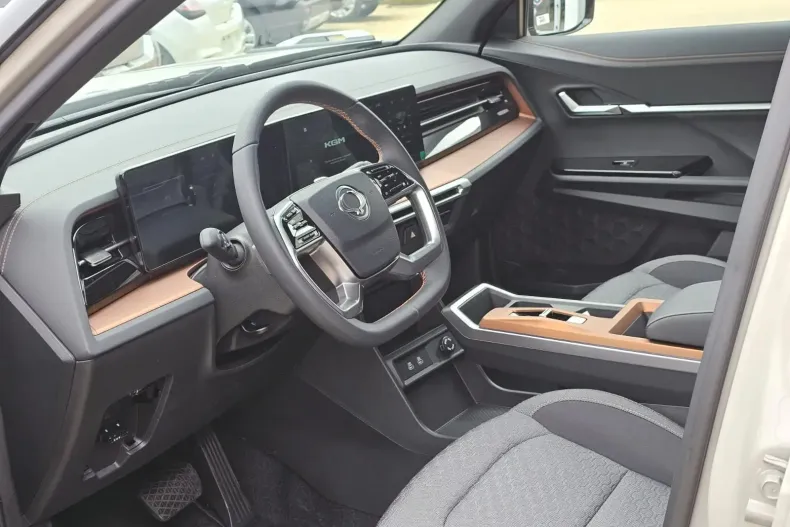 Ssangyong Torres din 2025 cu 1 km - oferta SSA148137 - foto 14