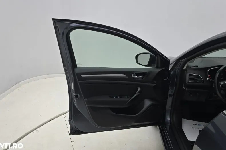 Renault Megane din 2021 cu 82.064 km - oferta REN148152 - foto 10
