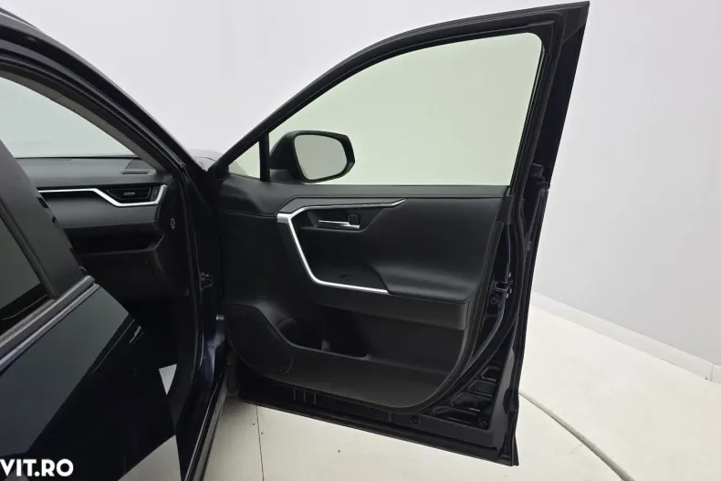 Toyota RAV4 din 2020 cu 140.177 km - oferta TOY148165 - foto 18
