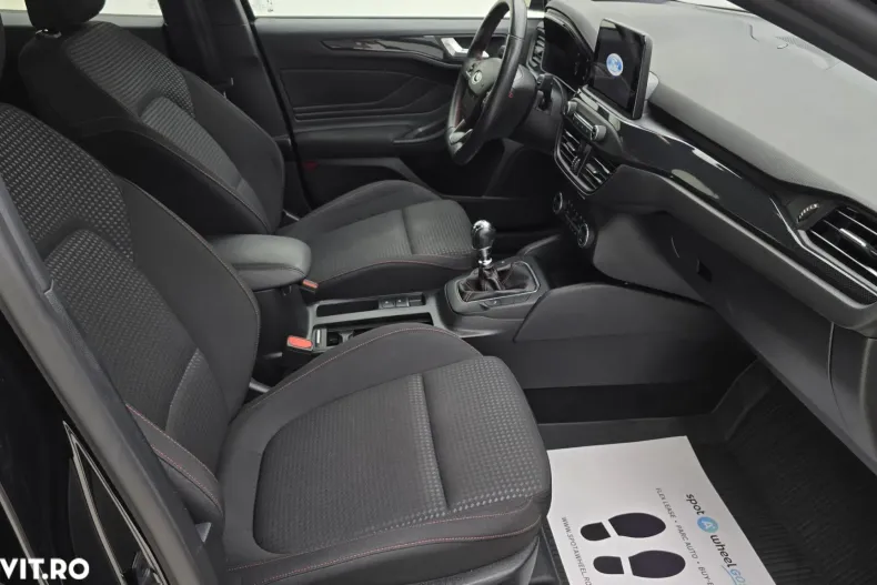 Ford Focus din 2021 cu 100.593 km - oferta FOR148171 - foto 19