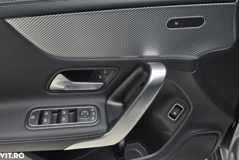 Mercedes-Benz CLA din 2022 cu 17.077 km - oferta MER148186 - foto 11