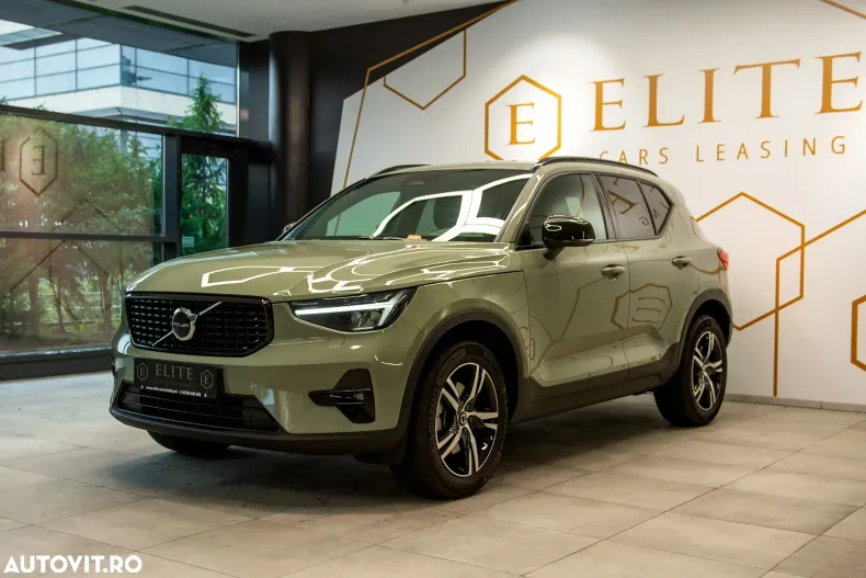 Volvo XC40 din 2023 cu 4.471 km - oferta VOL148189 - foto 1