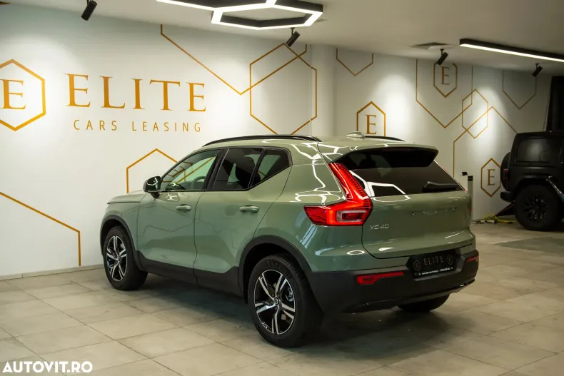 Volvo XC40 din 2023 cu 4.471 km - oferta VOL148189 - foto 10