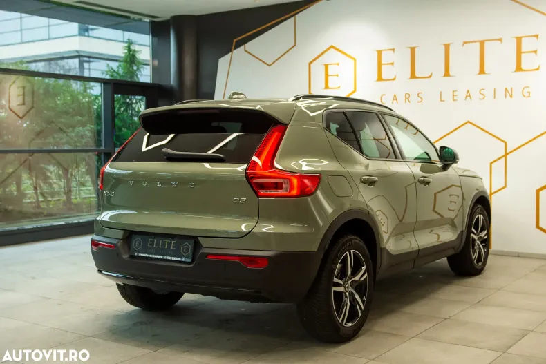 Volvo XC40 din 2023 cu 4.471 km - oferta VOL148189 - foto 11