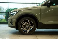 Volvo XC40 din 2023 cu 4.471 km - oferta VOL148189 - foto 12
