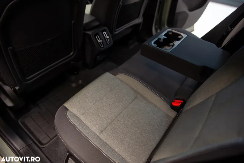 Volvo XC40 din 2023 cu 4.471 km - oferta VOL148189 - foto 32