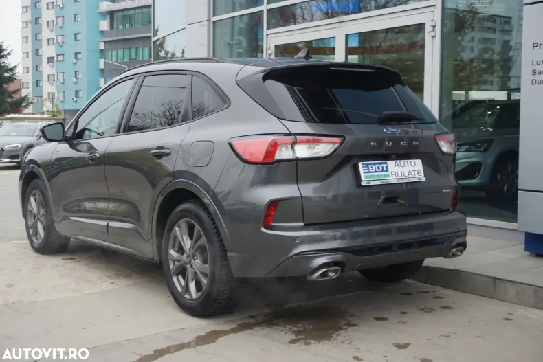 Ford Kuga din 2023 cu 64.743 km - oferta FOR148192 - foto 5