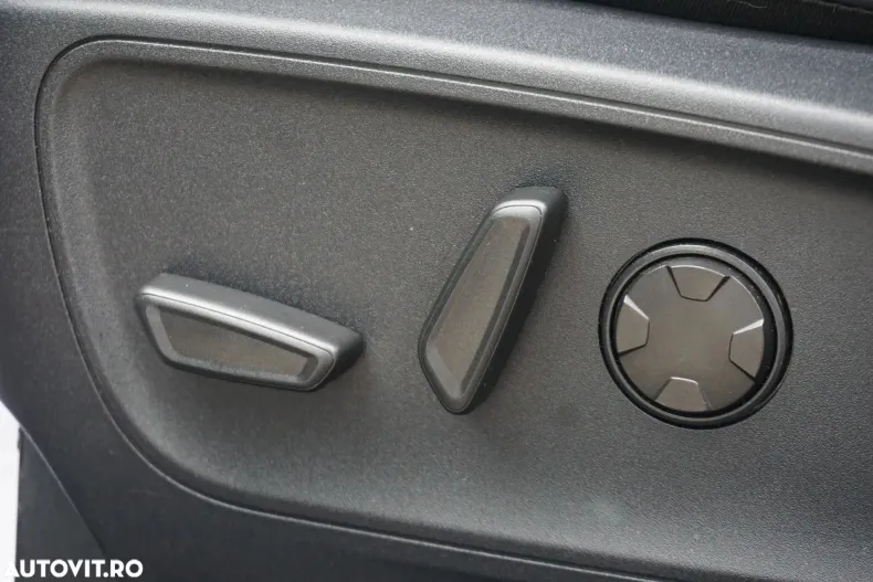 Ford Kuga din 2023 cu 64.743 km - oferta FOR148192 - foto 16