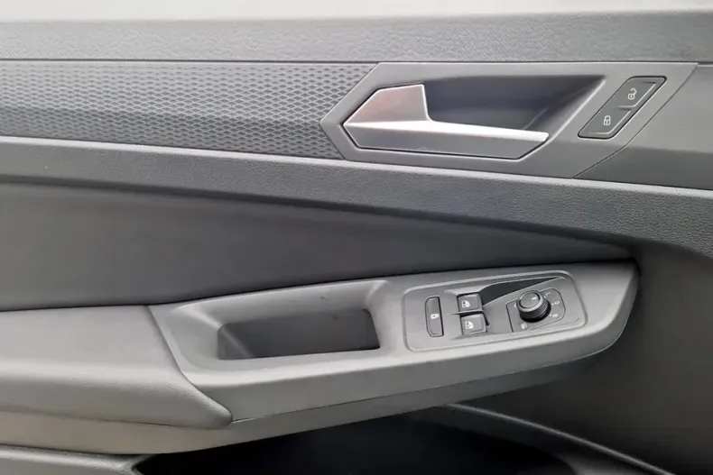 Volkswagen Caddy din 2025 cu 5.000 km - oferta VOL148200 - foto 13