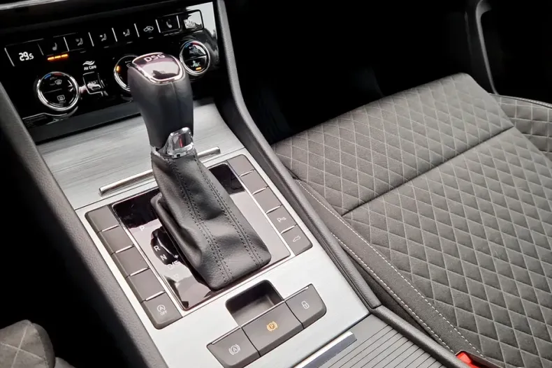 Skoda Superb din 2021 cu 51.534 km - oferta SKO148202 - foto 18